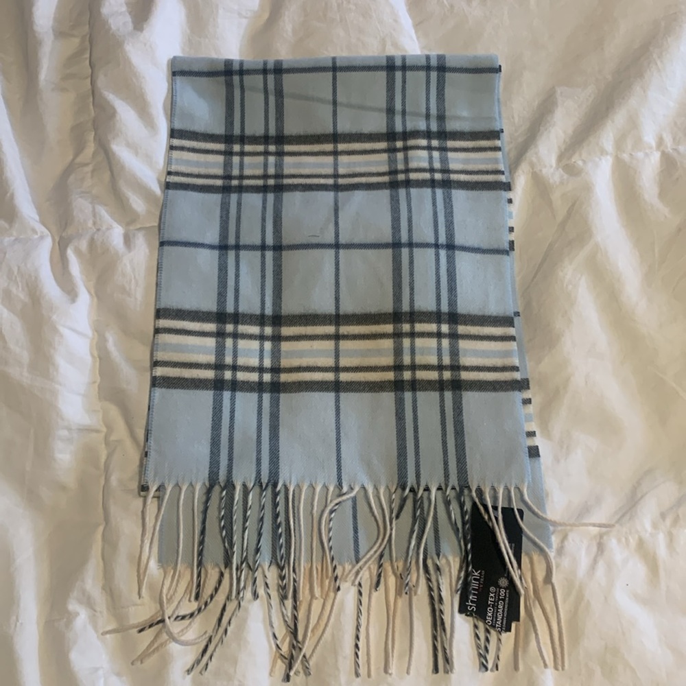 Cashmink scarf, light blue plaid 🩵🧣